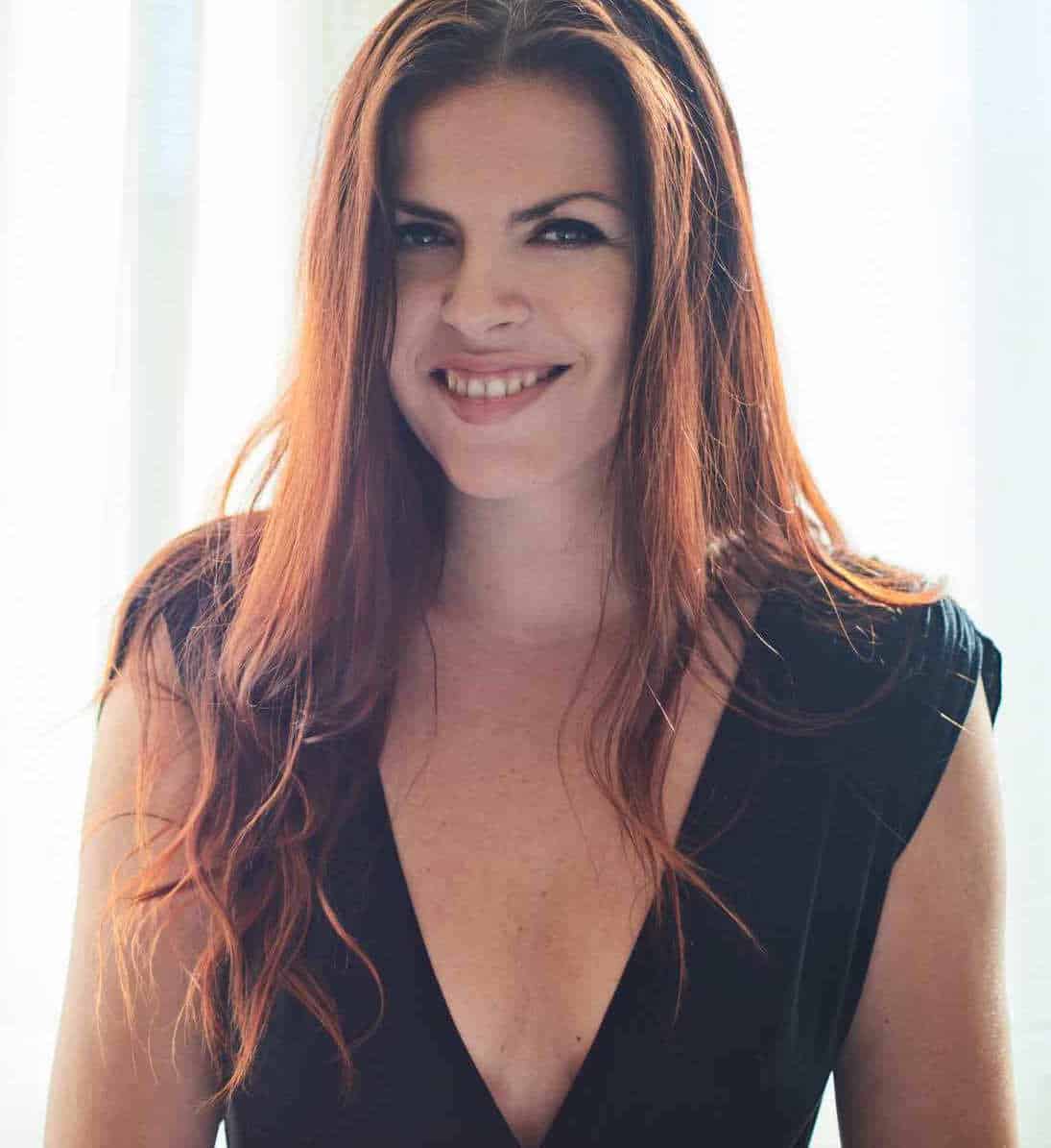 19.Elma Roura copia
